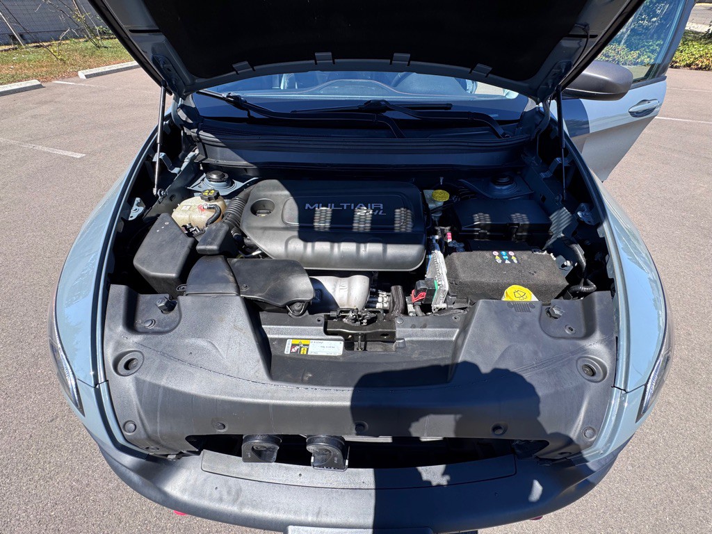 2014 Jeep Cherokee Image 19