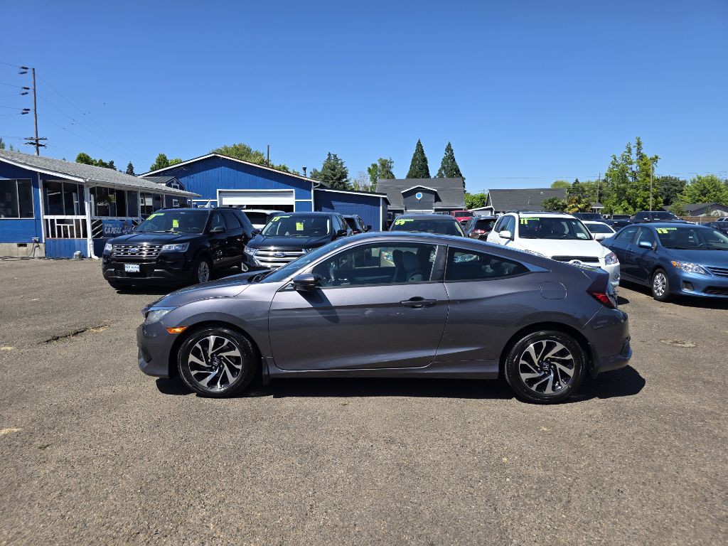 2017 Honda Civic Image 8