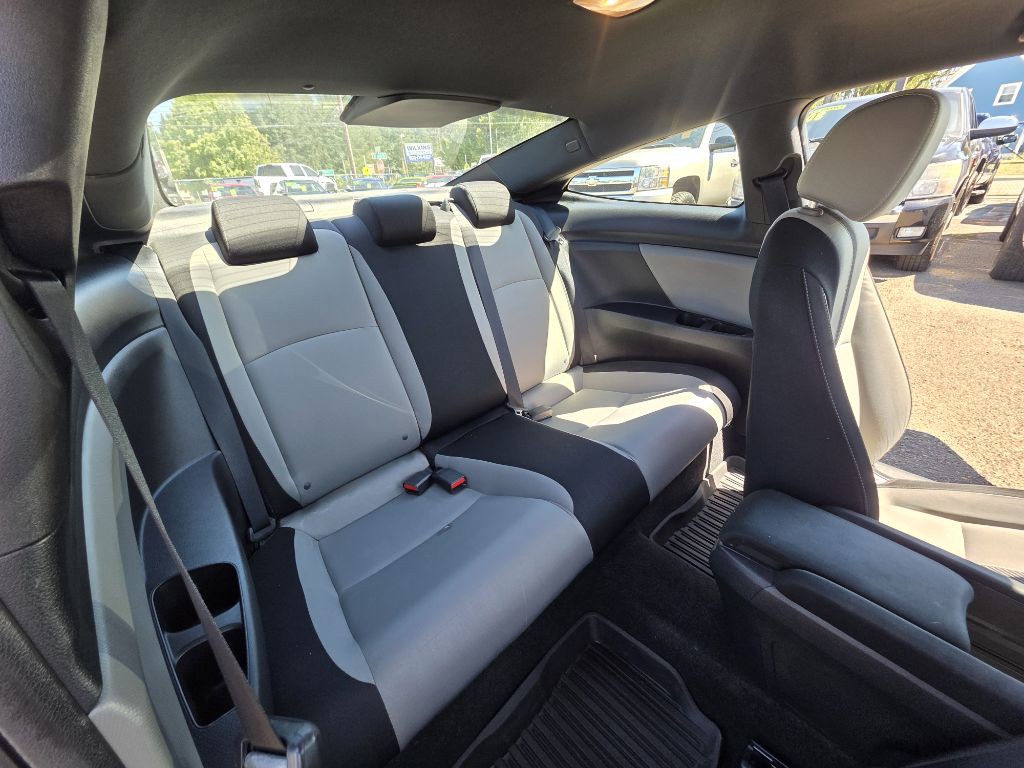 2017 Honda Civic Image 10