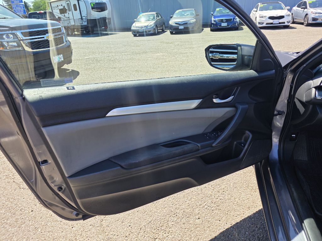 2017 Honda Civic Image 13