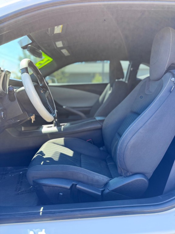 2015 Chevrolet Camaro Image 14