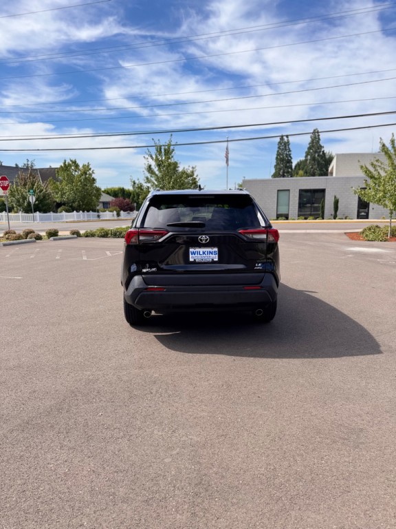 2020 Toyota Rav4 Image 6