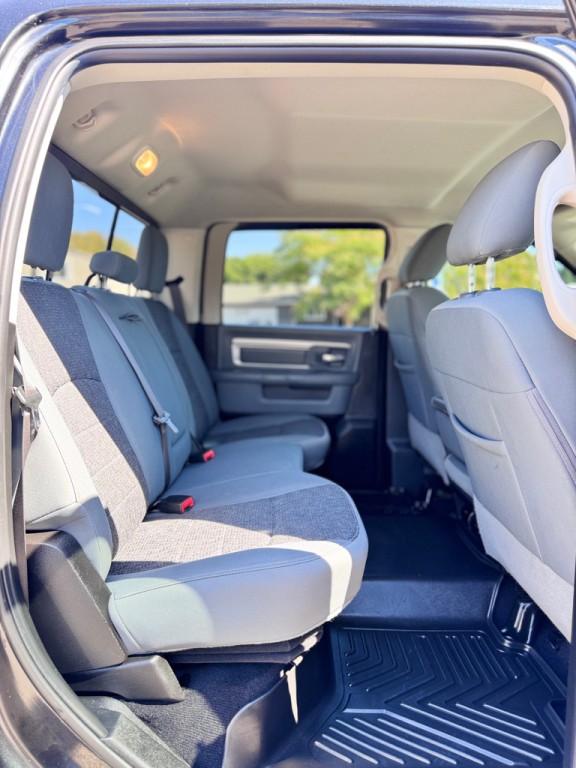 2019 RAM 1500 Image 16