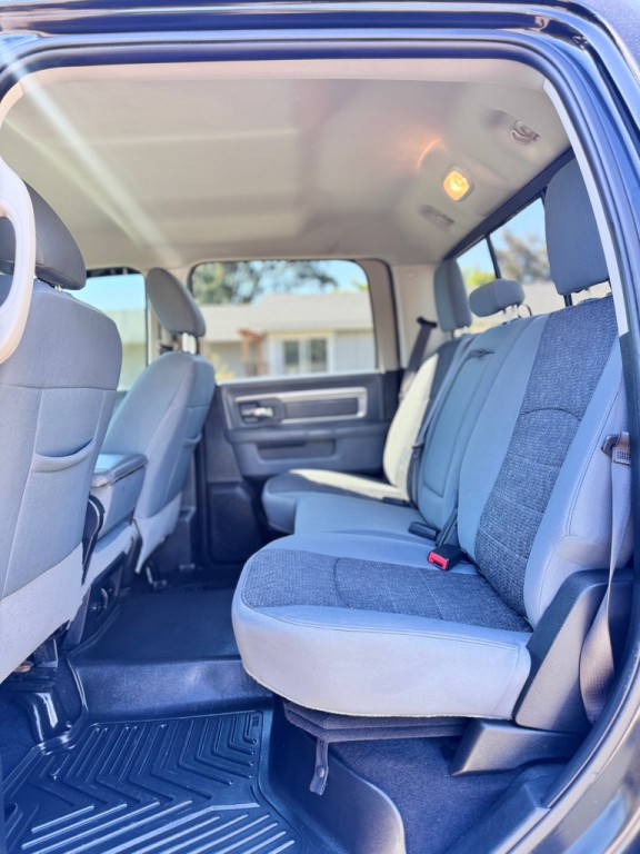 2019 RAM 1500 Image 17