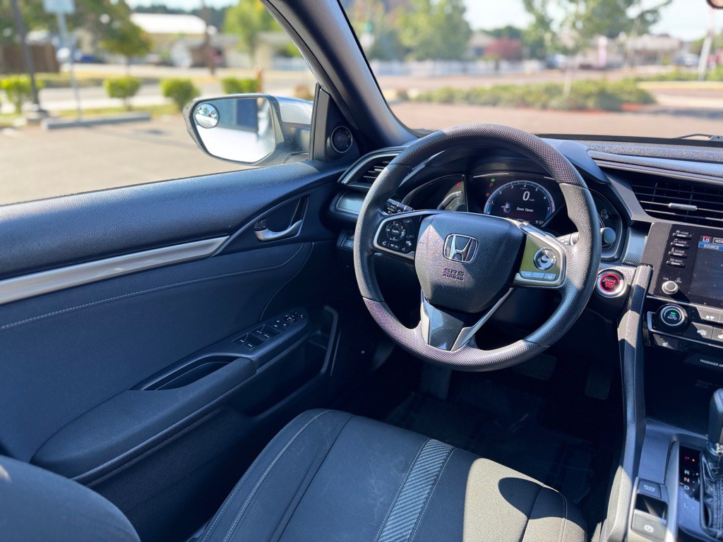 2019 Honda Civic Image 10