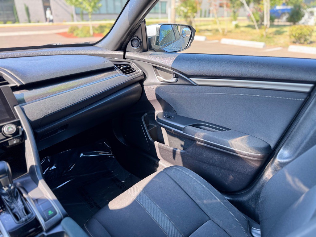 2019 Honda Civic Image 11