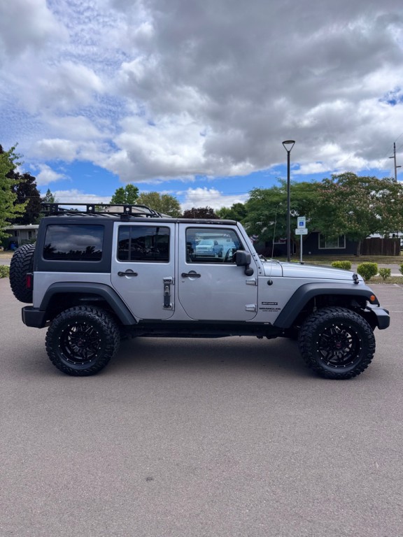 2015 Jeep Wrangler Unlimited Image 4