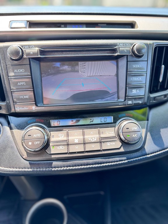 2015 Toyota Rav4 Image 17