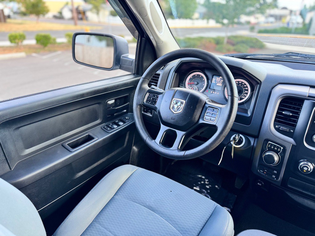 2017 RAM 1500 Image 10