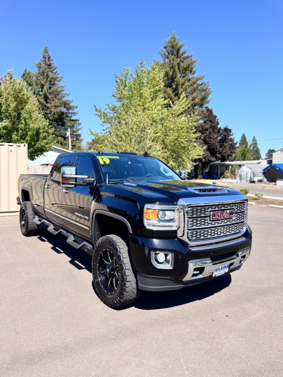 2019 GMC Sierra Image 3