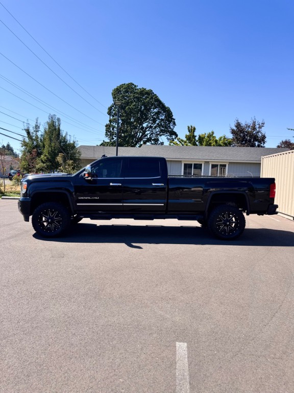2019 GMC Sierra Image 8