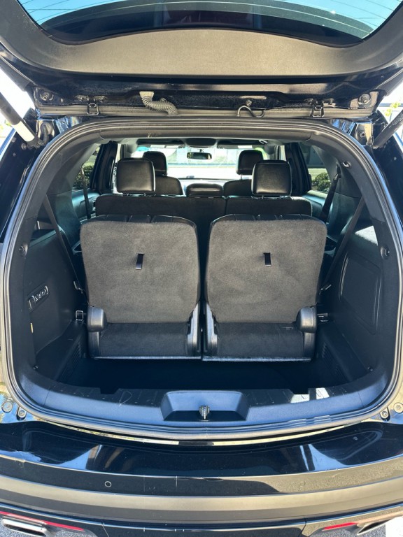 2017 Ford Explorer Image 17