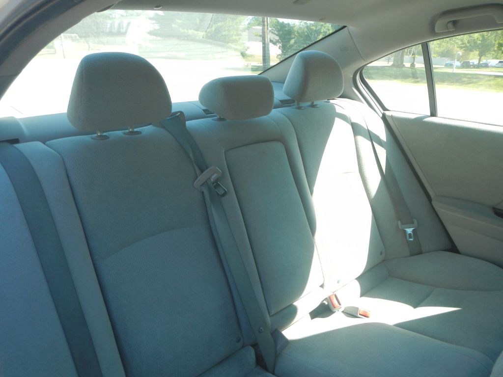 2013 Honda Accord Image 8