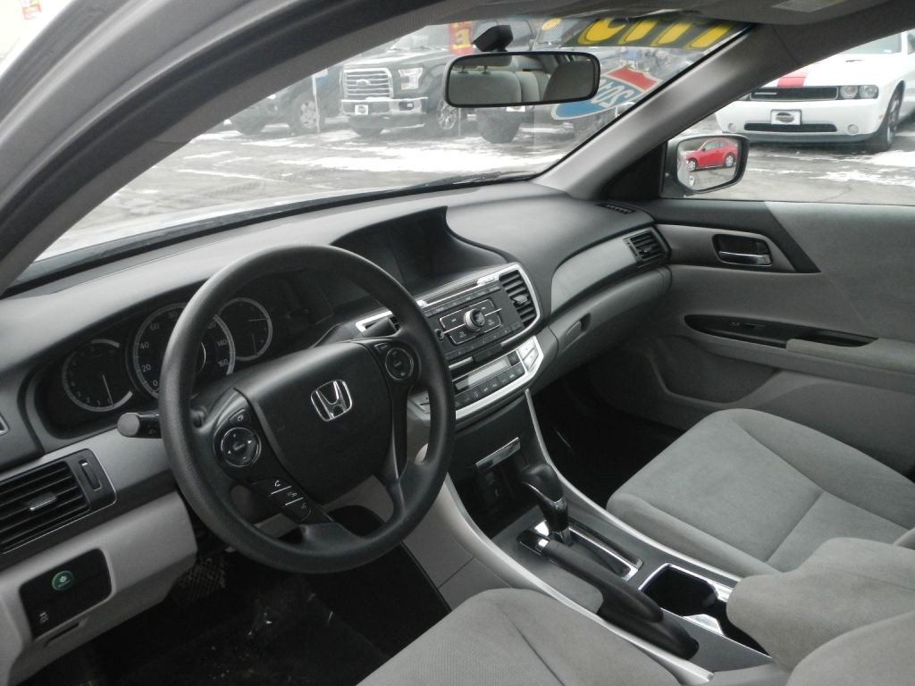 2013 Honda Accord Image 3