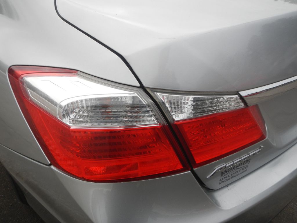 2013 Honda Accord Image 32