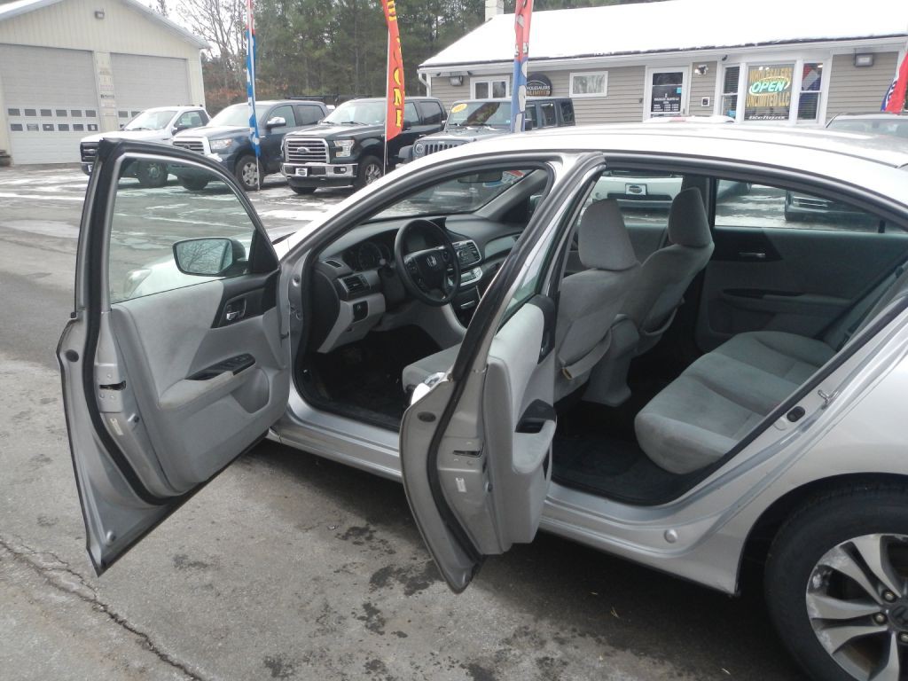 2013 Honda Accord Image 40