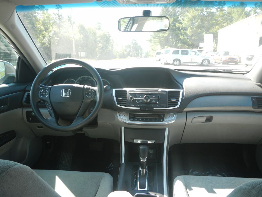 2013 Honda Accord Image 29