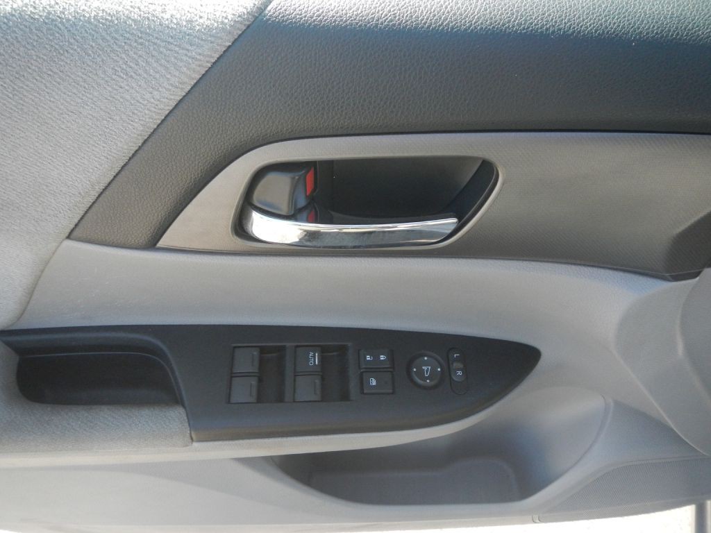 2013 Honda Accord Image 44