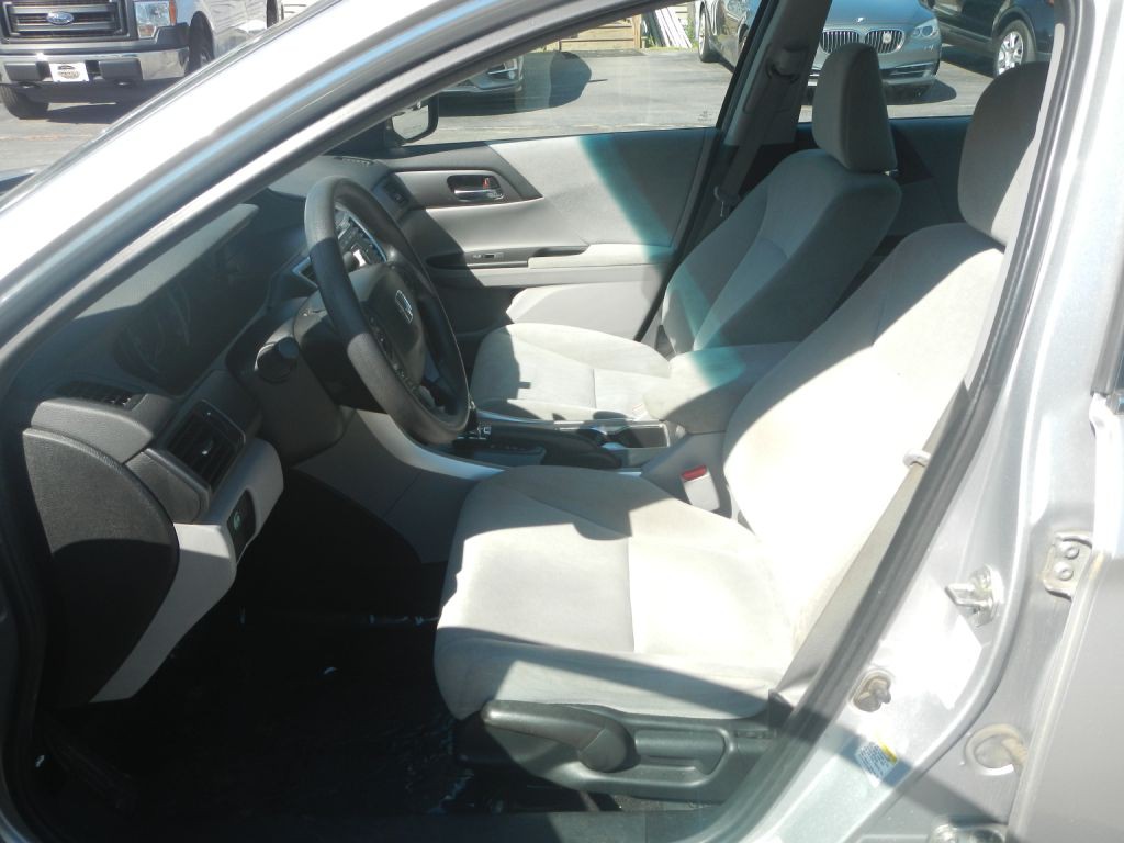 2013 Honda Accord Image 45