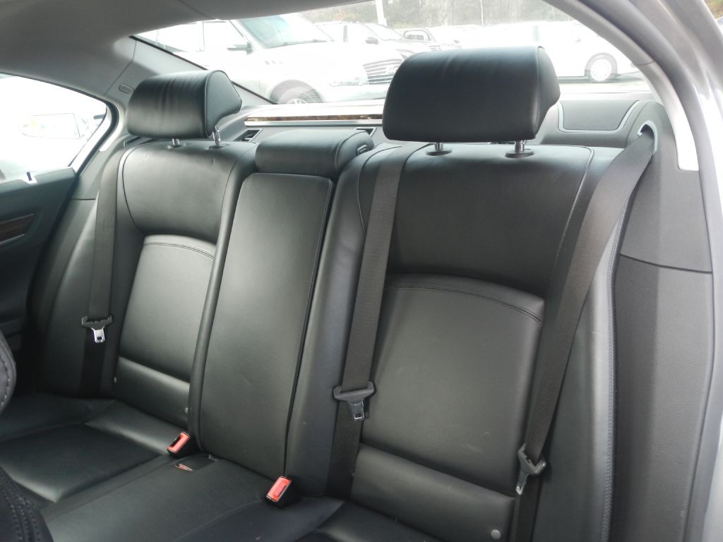 2013 BMW 7 Series Image 42