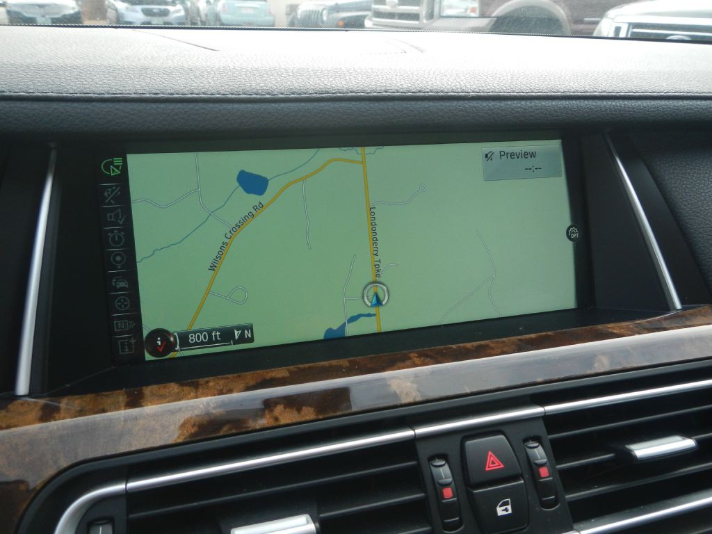 2013 BMW 7 Series Image 55