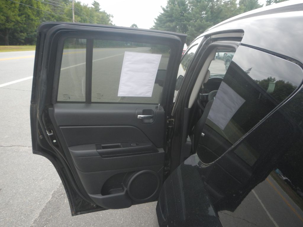 2013 Jeep Compass Image 22