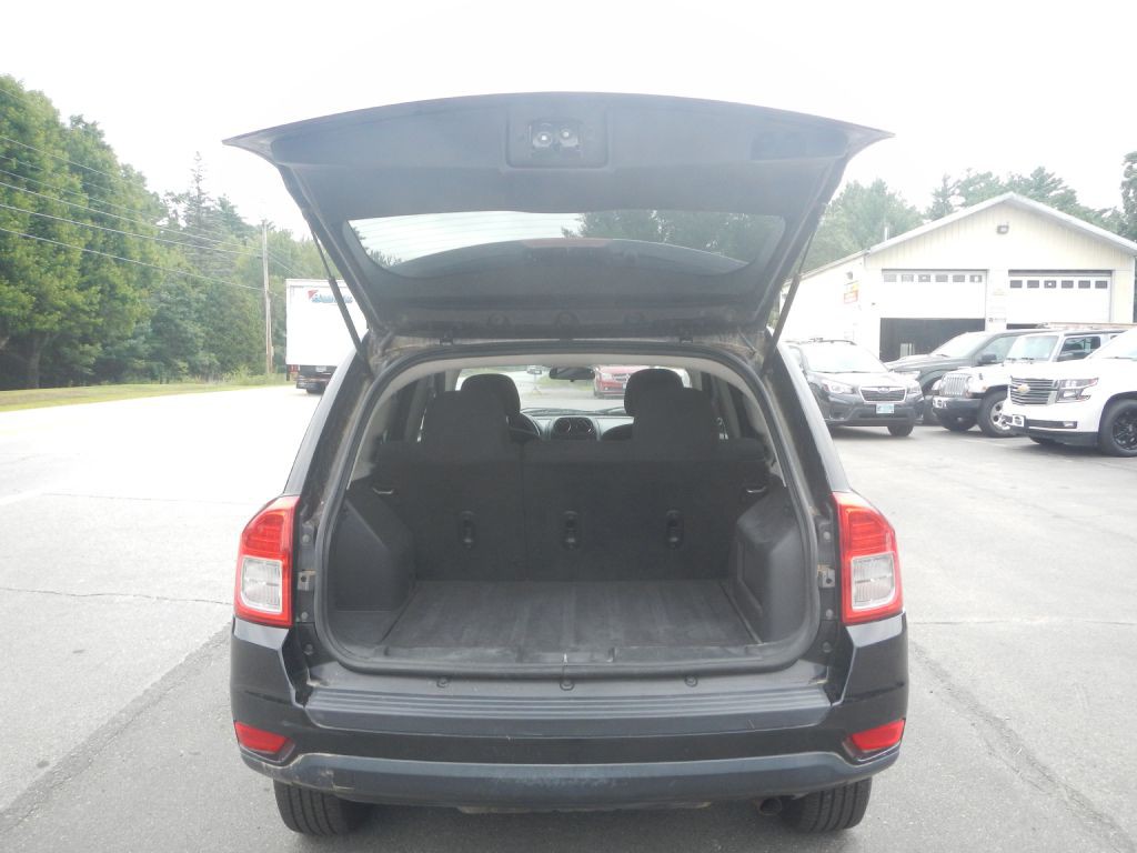 2013 Jeep Compass Image 32