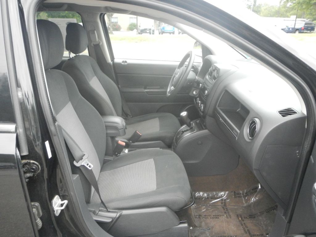 2013 Jeep Compass Image 43