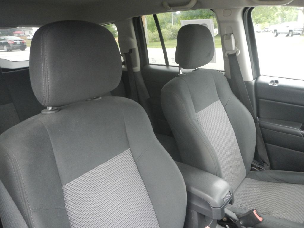 2013 Jeep Compass Image 44