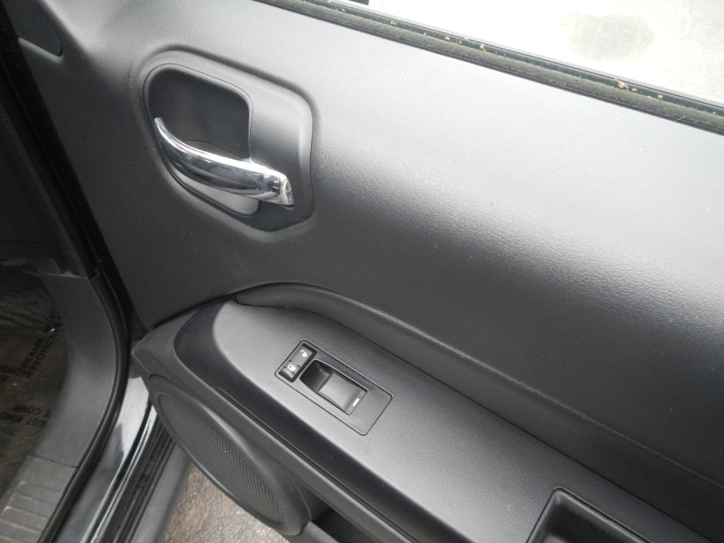 2013 Jeep Compass Image 14