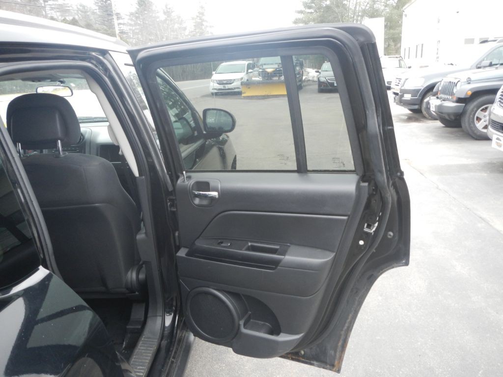 2013 Jeep Compass Image 22