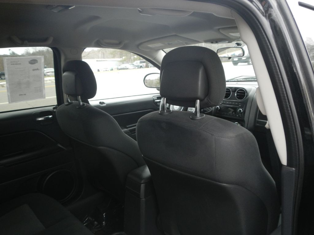 2013 Jeep Compass Image 24