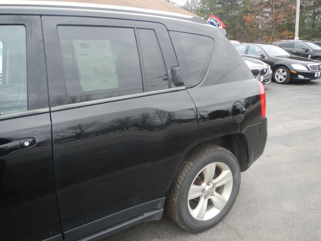 2013 Jeep Compass Image 35