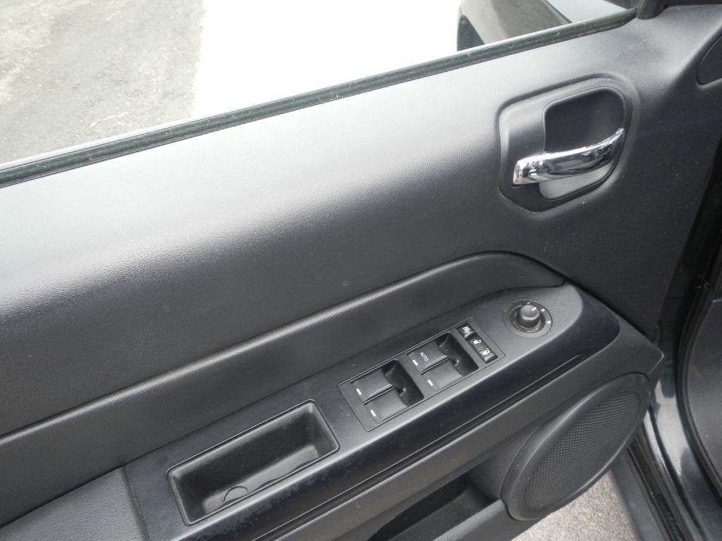 2013 Jeep Compass Image 43