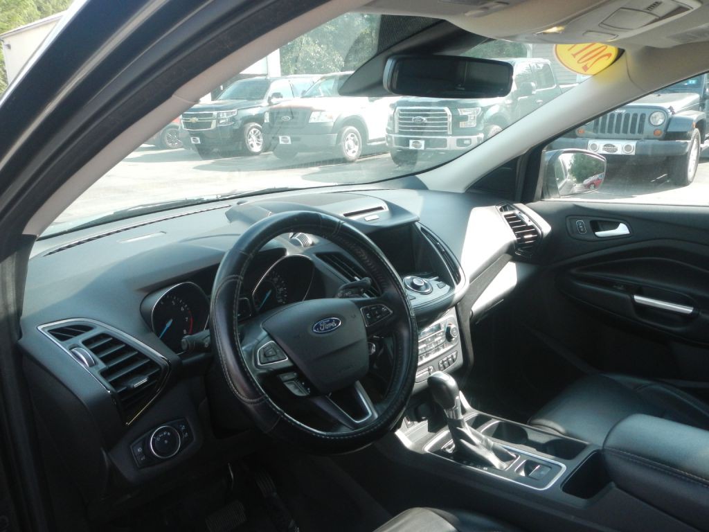 2017 Ford Escape Image 3