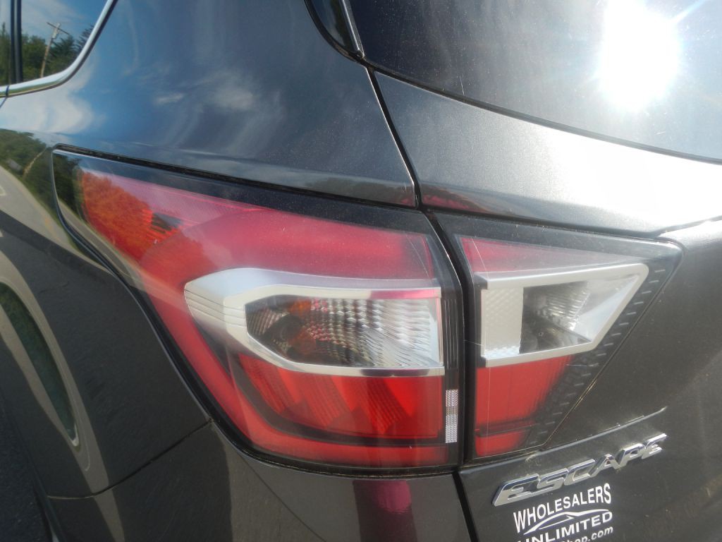 2017 Ford Escape Image 31
