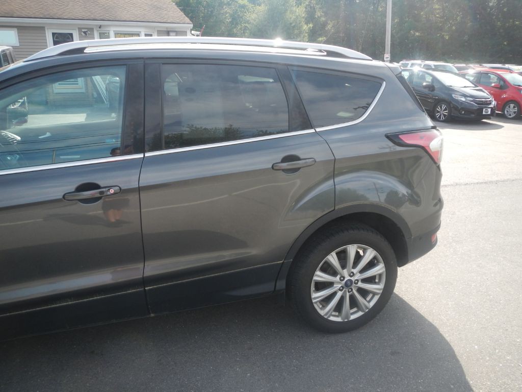 2017 Ford Escape Image 38
