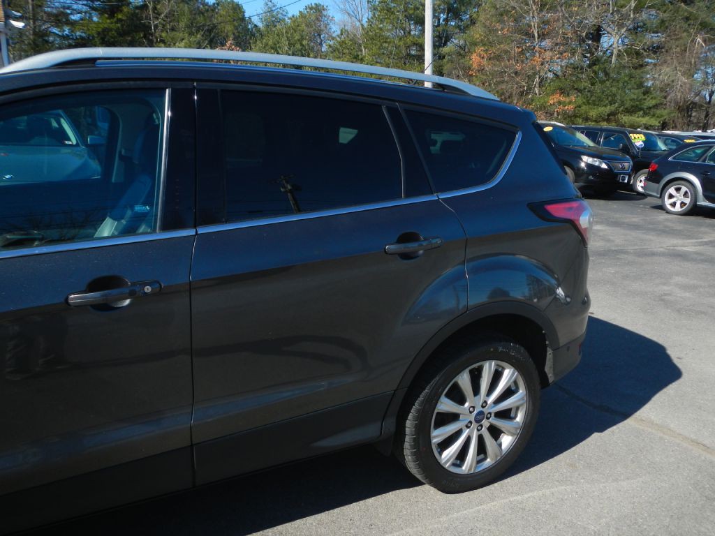 2017 Ford Escape Image 11