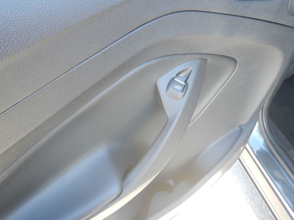 2017 Ford Escape Image 28