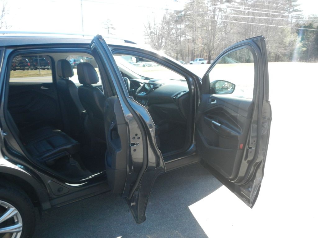 2017 Ford Escape Image 45