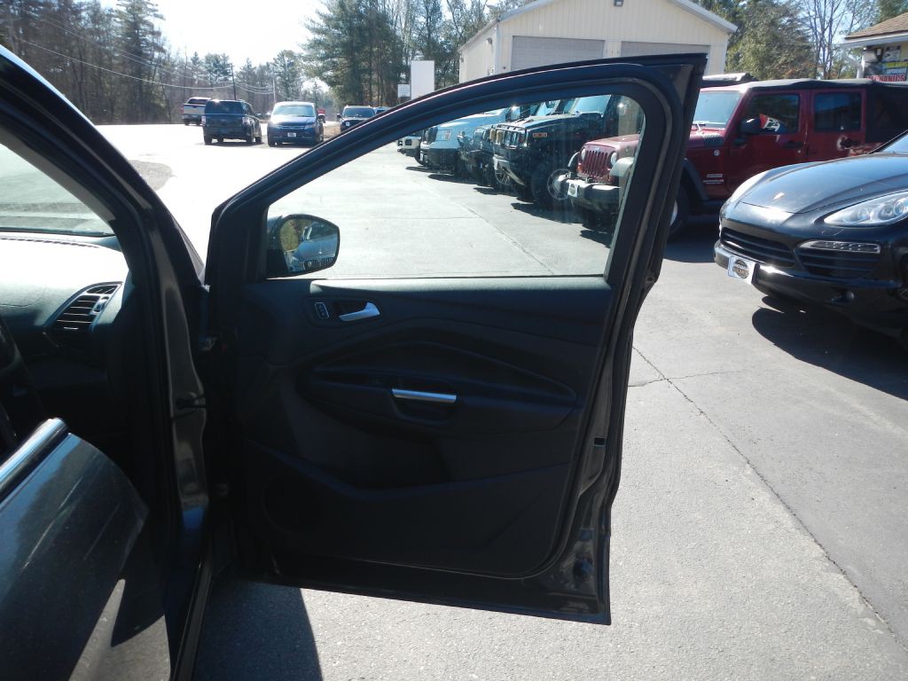 2017 Ford Escape Image 52