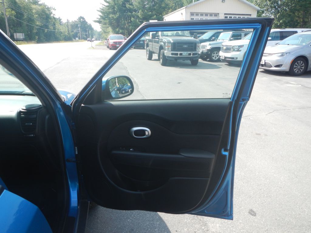 2018 Kia Soul Image 16