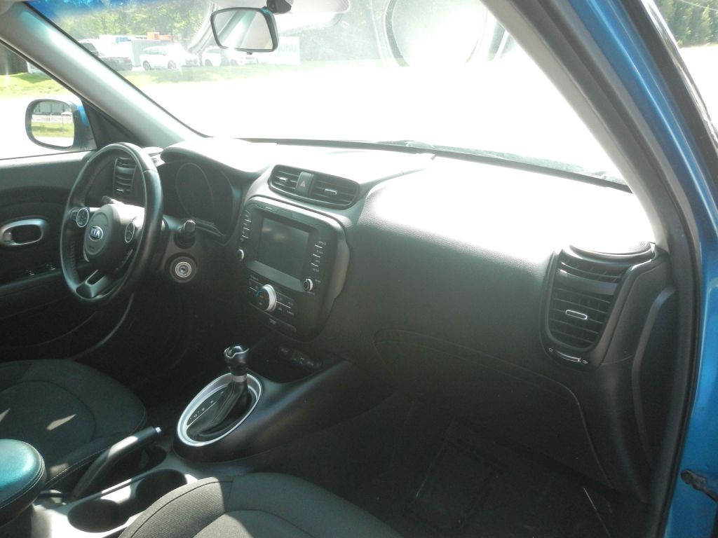 2018 Kia Soul Image 3
