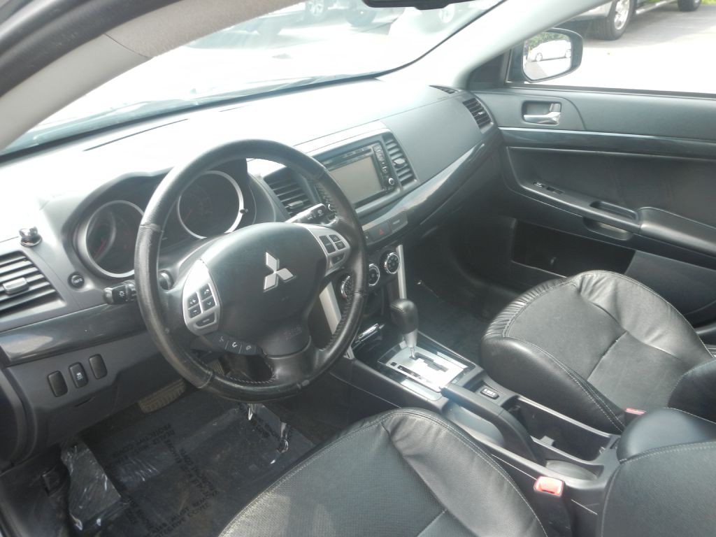 2016 Mitsubishi Lancer Image 4