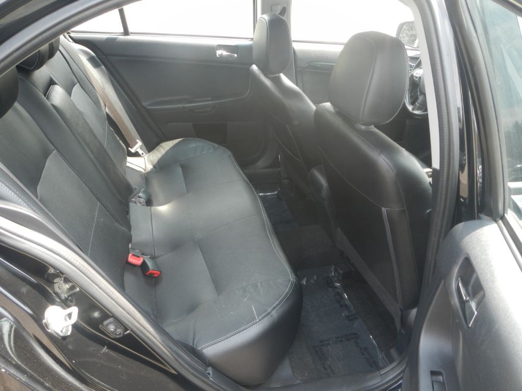 2016 Mitsubishi Lancer Image 26