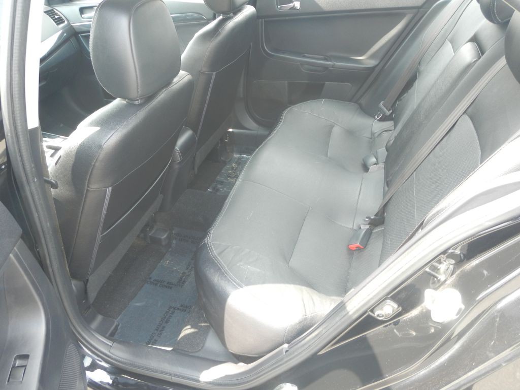 2016 Mitsubishi Lancer Image 43