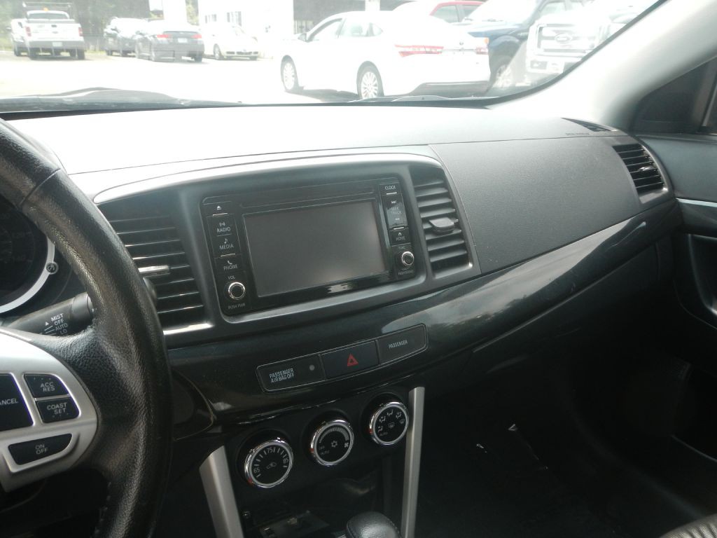 2016 Mitsubishi Lancer Image 51