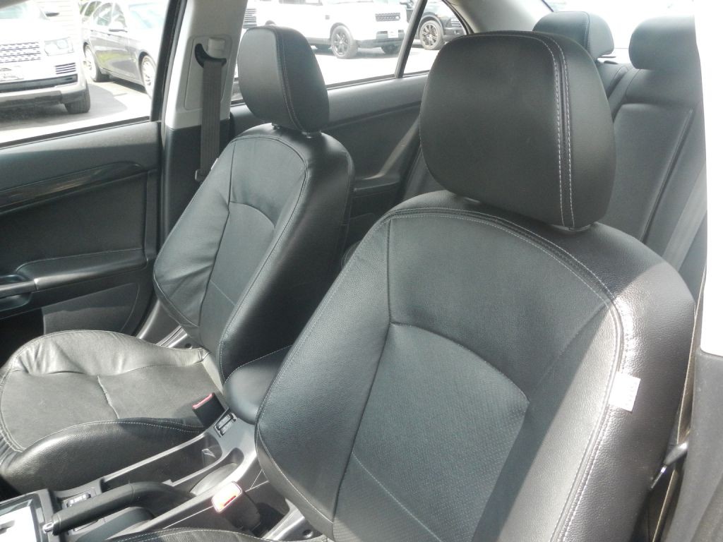 2016 Mitsubishi Lancer Image 56