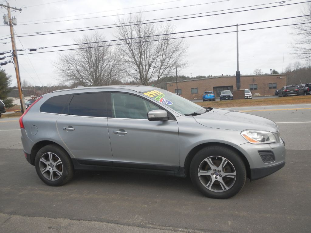 2013 Volvo XC60 Image 1