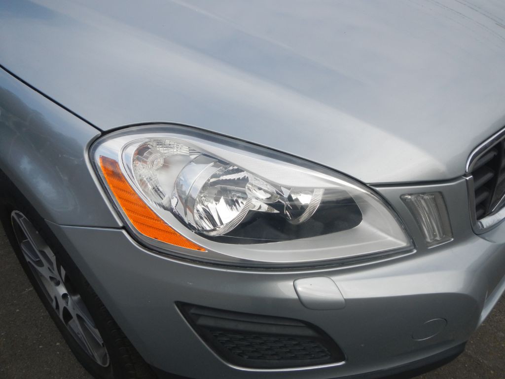 2013 Volvo XC60 Image 8